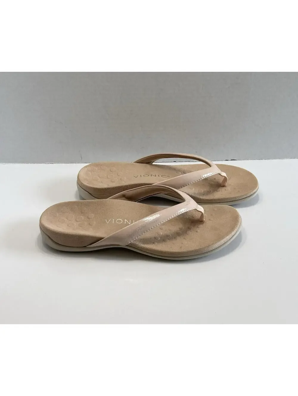 Vionic Dillon Flip Flops Women's Size US 7 Pink Leather Comfort Orthotic Sandals